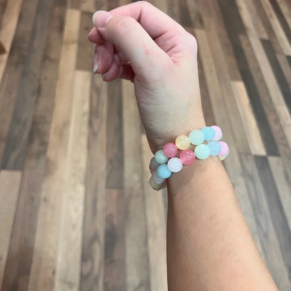 Pastel Beaded Bracelet Set - Picture 1 of 5